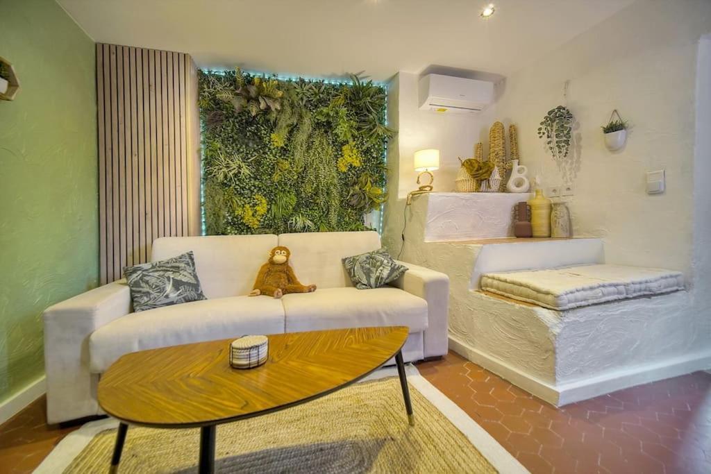Monkey Forest Appartement กราส ภายนอก รูปภาพ
